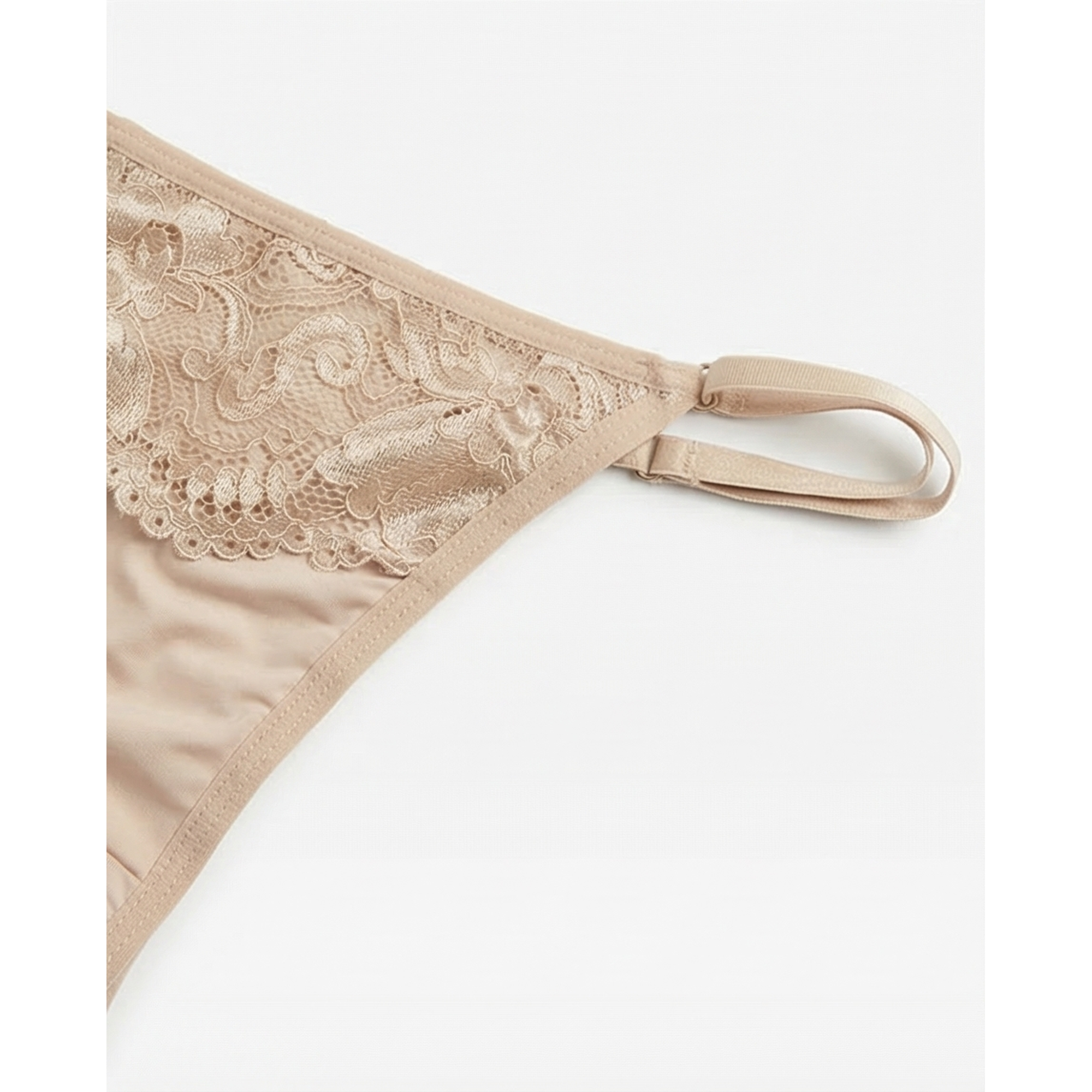 GABRIELA REG THONG BEIGE
