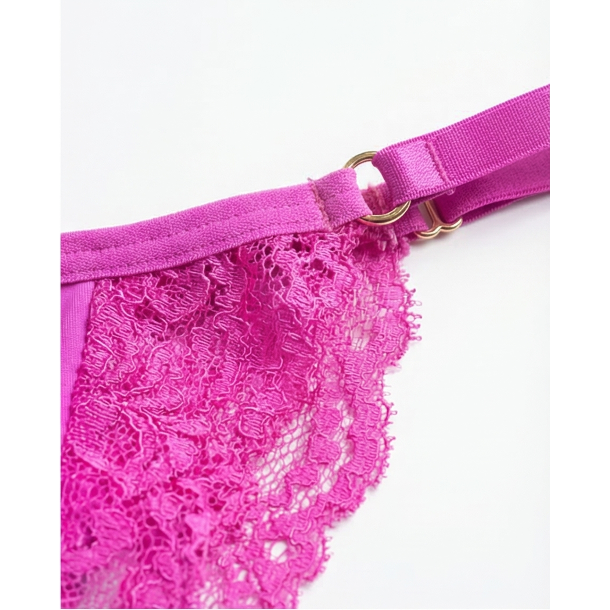 FUCHSIA WIDE REGULAR THONG