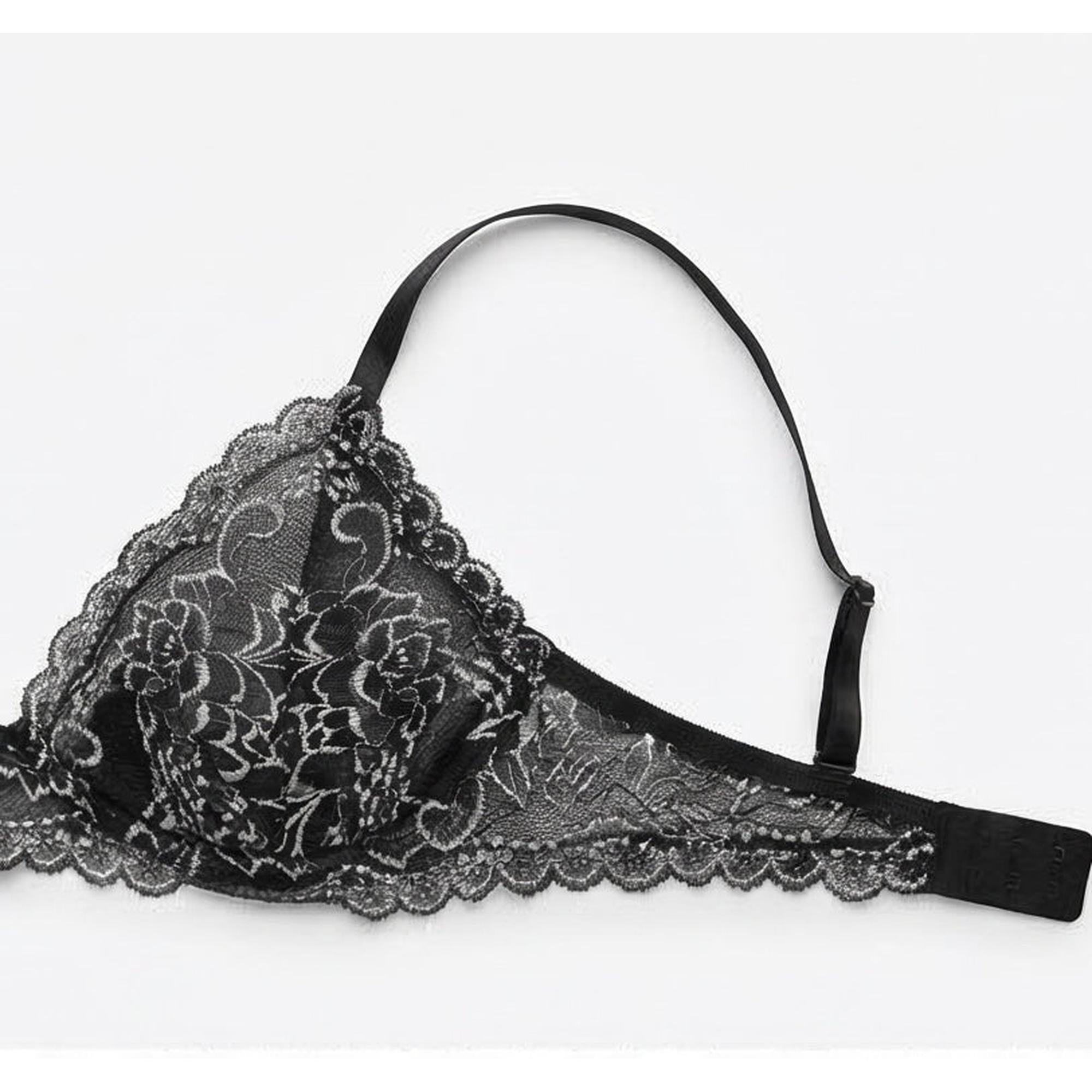 GABRIELA BLACK AND SILVER TOP