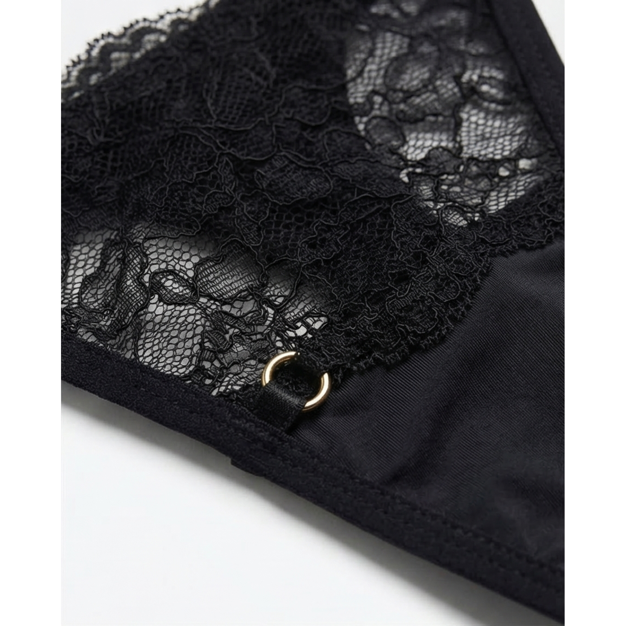 GABRIELA BLACK REGULAR THONG