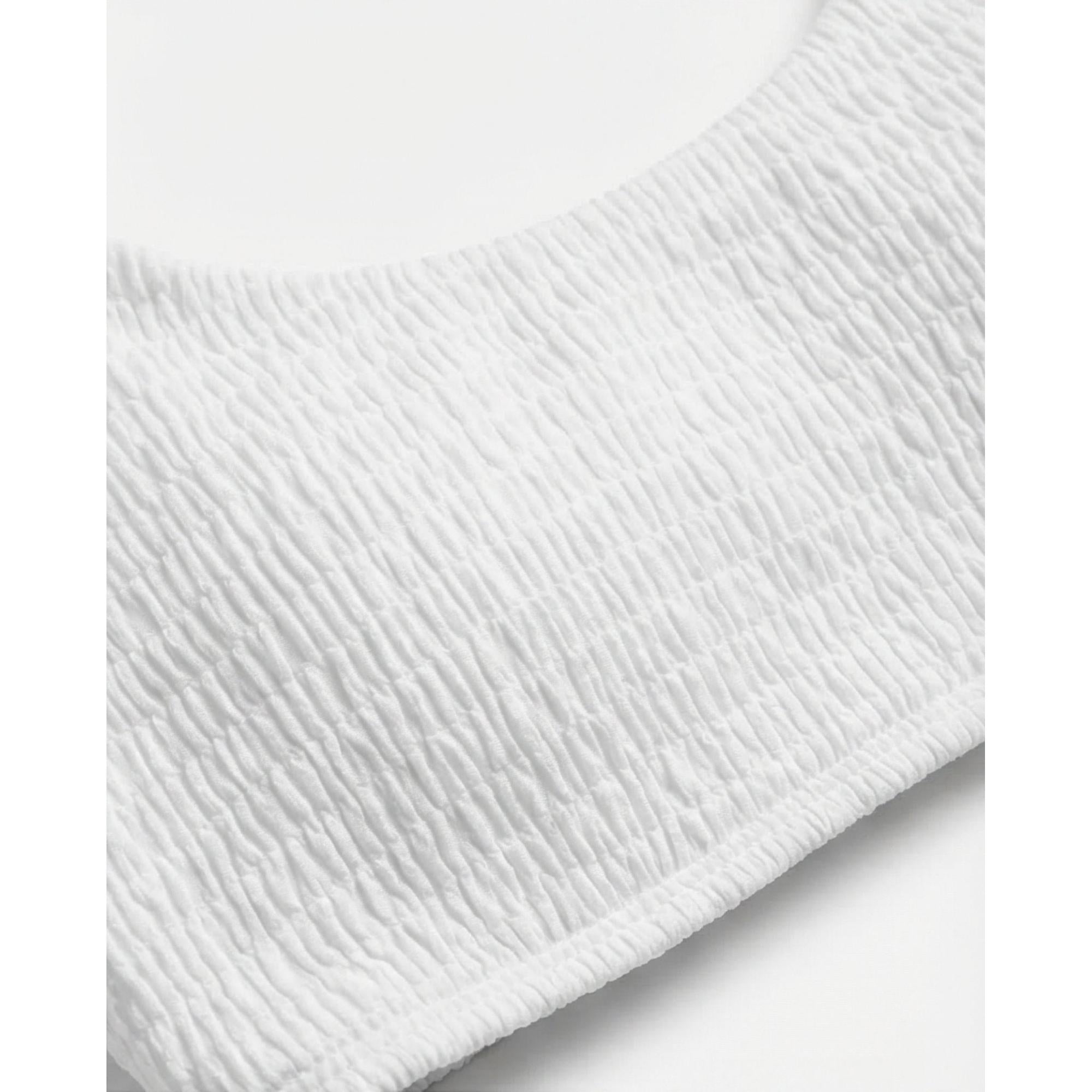 TOP FIXED TEXT. OFF WHITE %